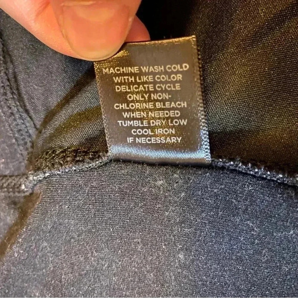 AVE Leisure Jacket Full Zip Black/Gray Hot Pink Accents Front Pockets 22/24 - Picture 13 of 16